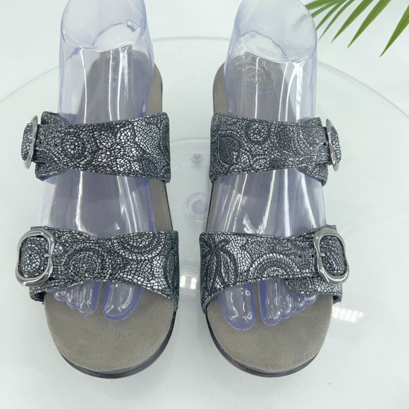 Stylish Black Women's Sandals - Picture 5 of 14